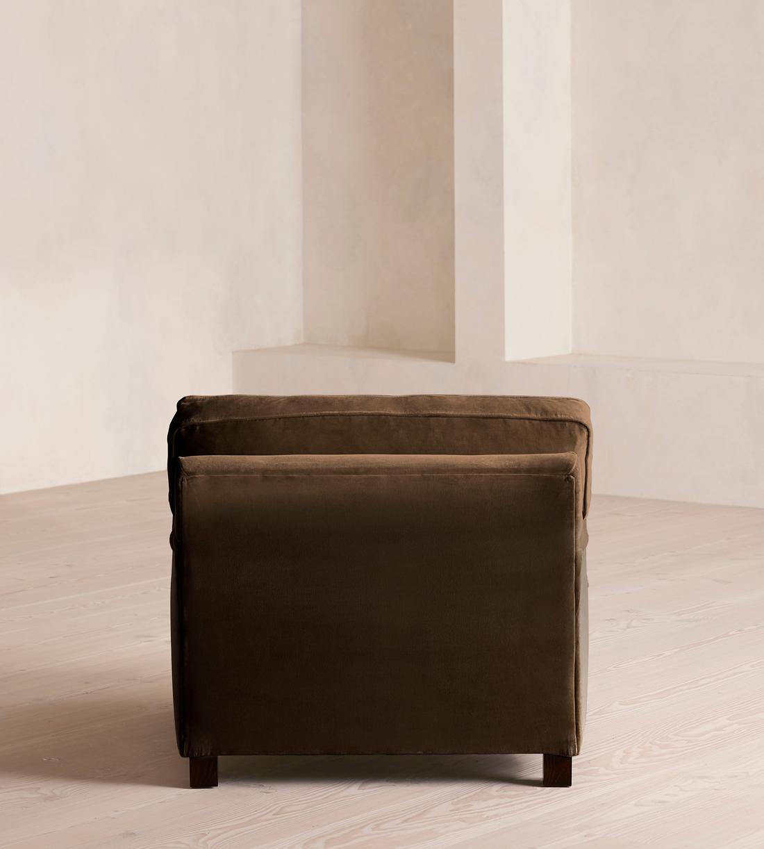 Arundel Loveseat - Velvet - Chocolate - Images - Image 4