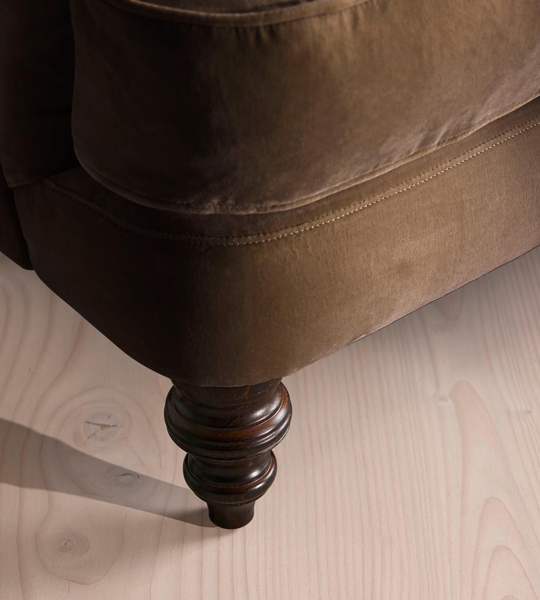 Arundel Loveseat - Velvet - Chocolate - Images - Image 7
