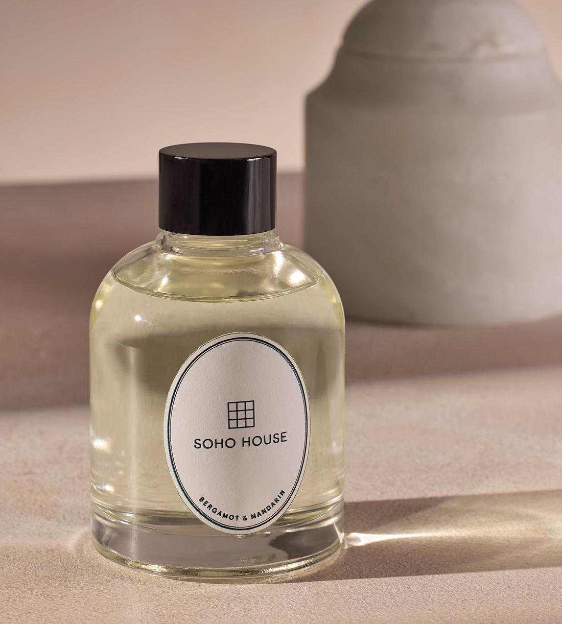 Bergamot & Mandarin Zest Diffuser Refill - 150ml - Images - Image 3