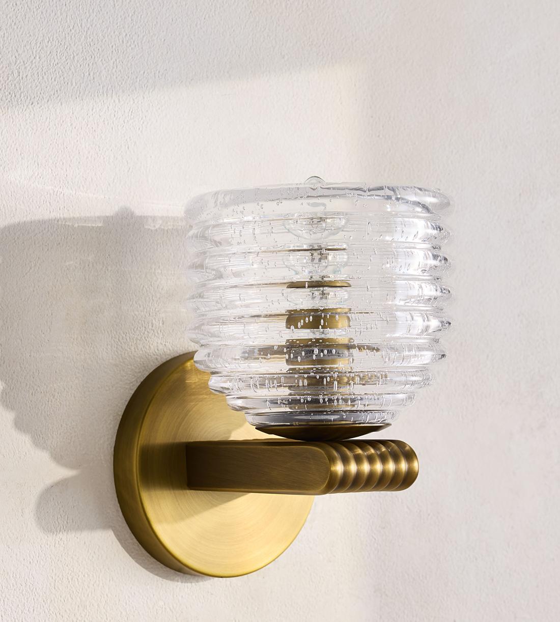 Oregan Wall Light - US - Images - Image 5