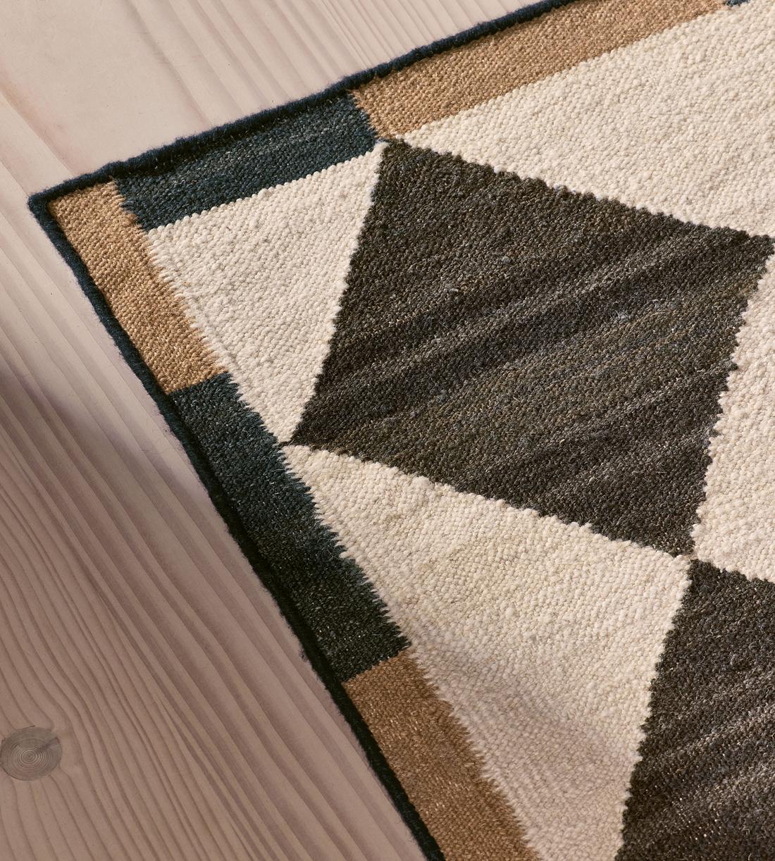 Jethro Rug - Black 270 x 360cm - Images - Image 3