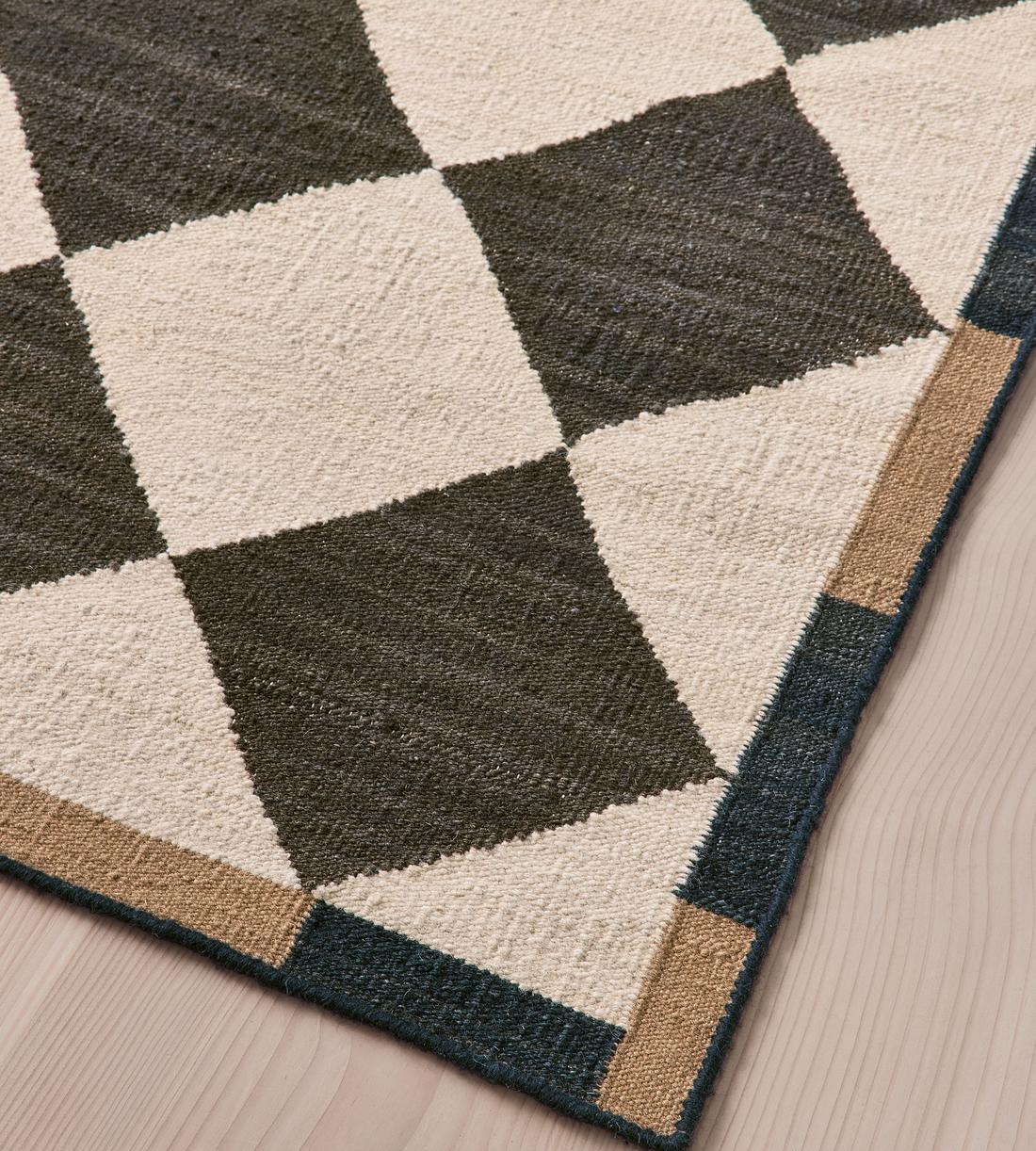 Jethro Rug - Black 270 x 360cm - Images - Image 5