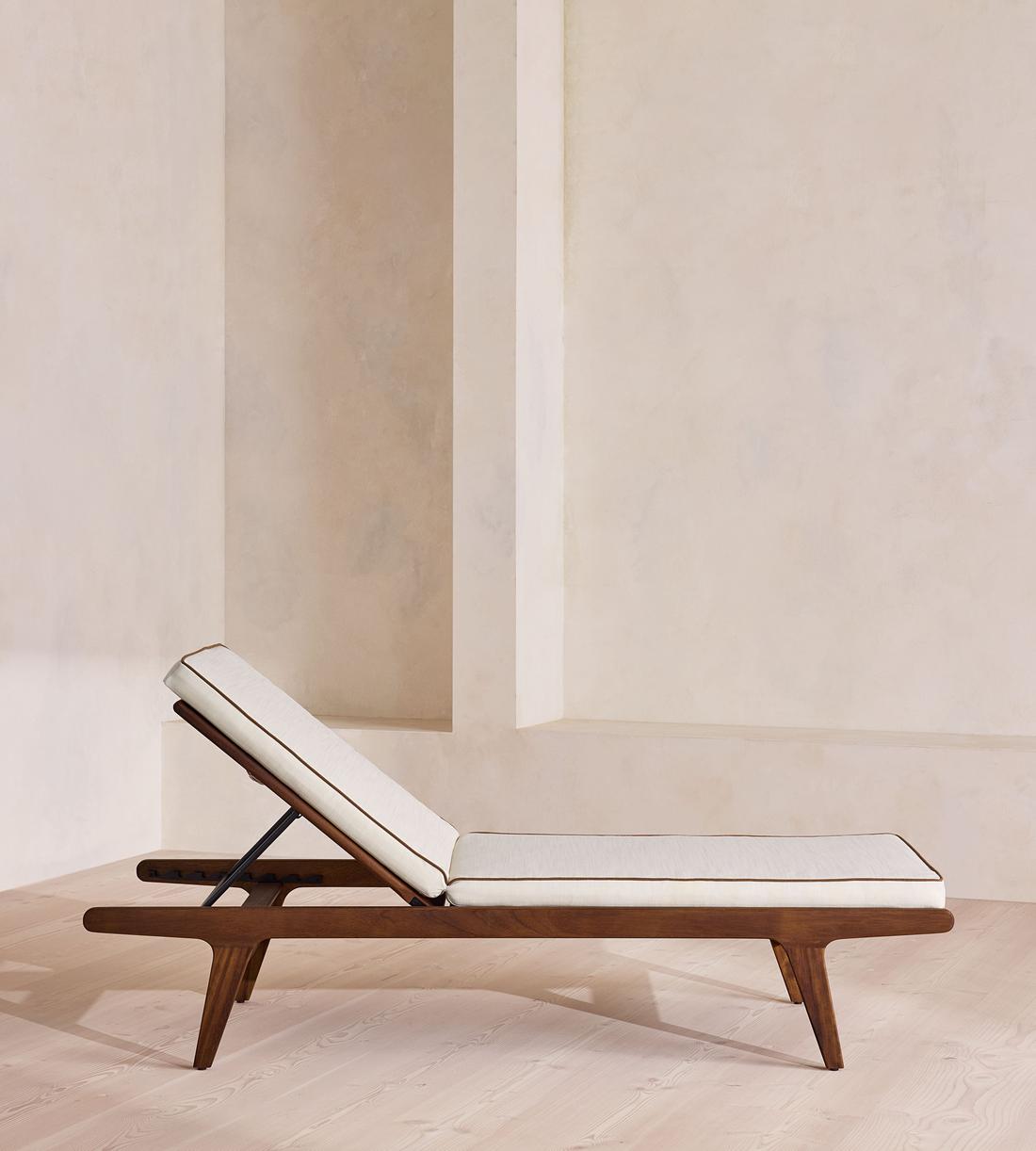 Noah Outdoor Sunlounger - Off White - Images - Image 4