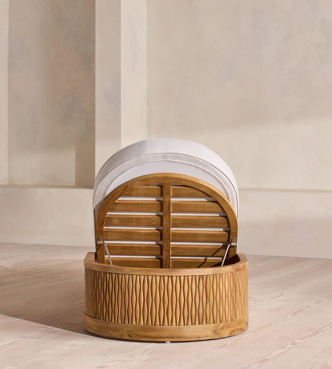 Orion Outdoor Chaise Lounger - Off White - Images - Image 6