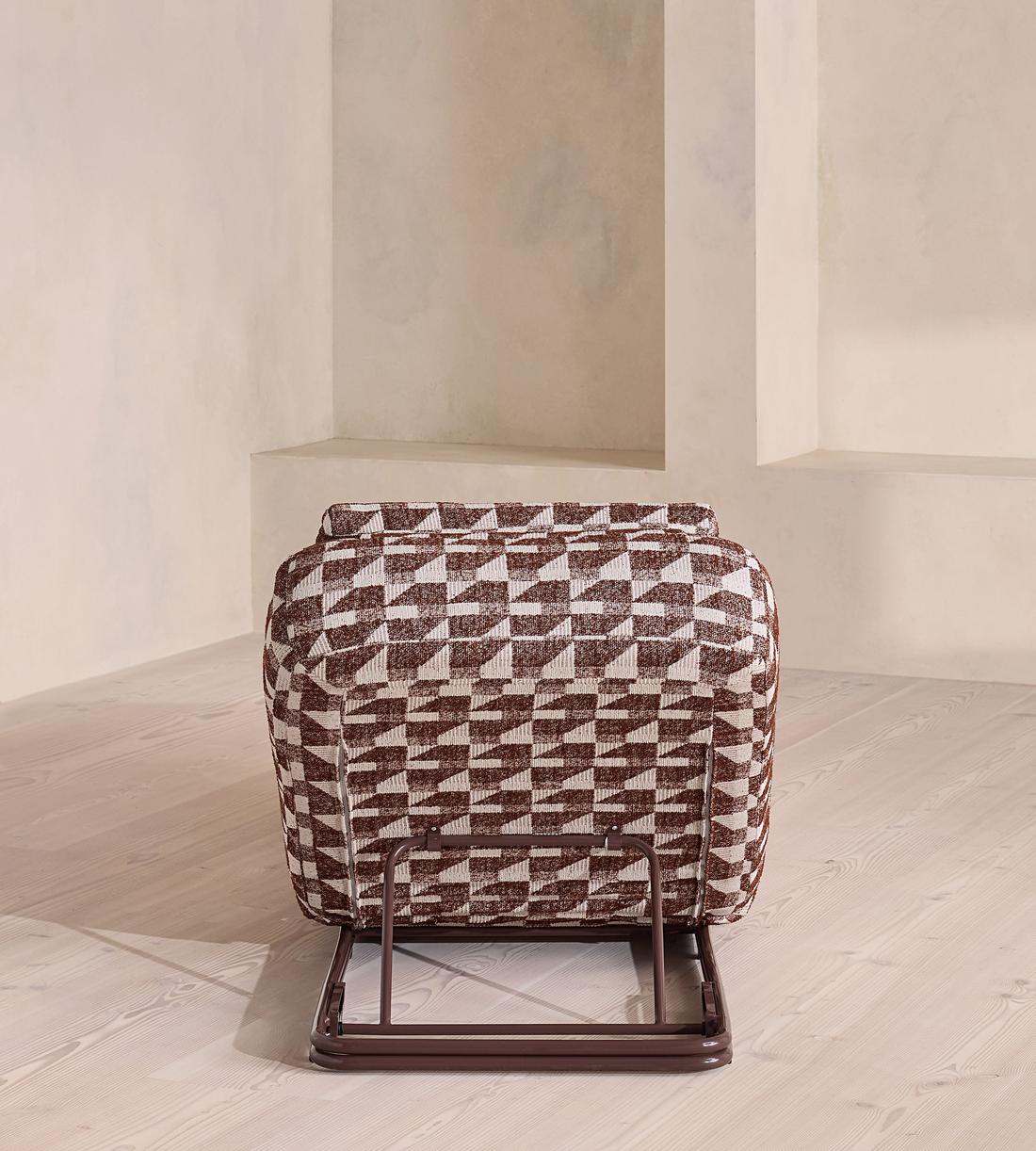 Celia Outdoor Sunlounger - Geometric - Maroon - Images - Image 6
