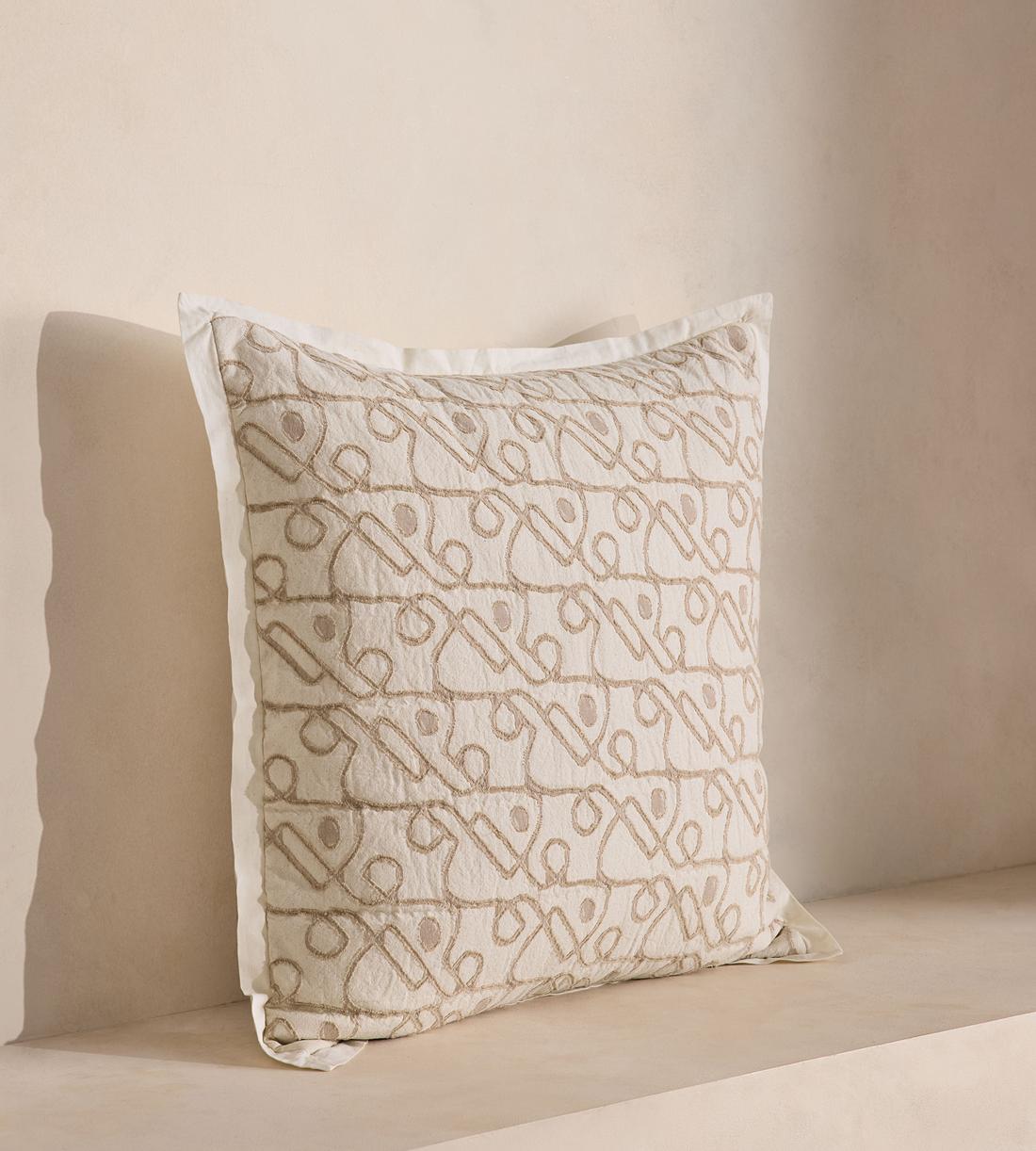 Tilney Square Sham - Images - Image 4