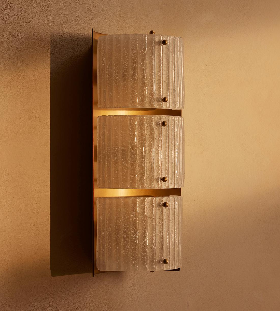 Bronte Wall Light - Images - Image 3