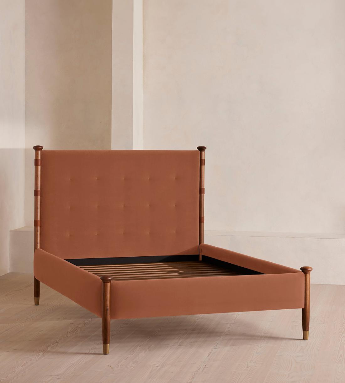 Paolo Bed - Queen - Velvet - Antique Rose - US - Images - Image 5