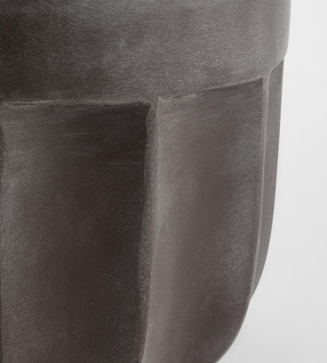 Moreton Planter - Large Low Black - Listing - Image 2