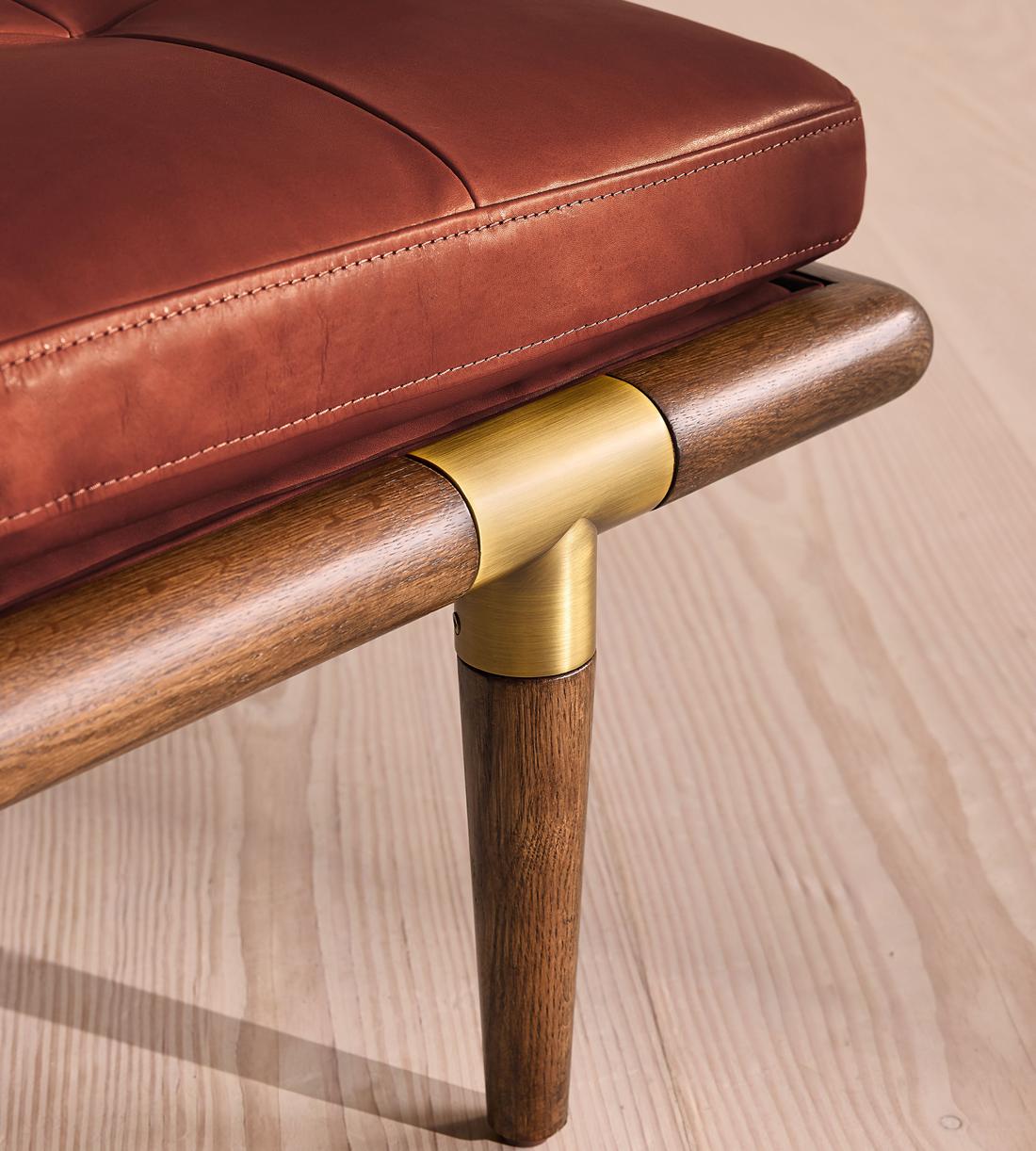 Theodore Daybed - Leather - Sangria - US - Images - Image 5