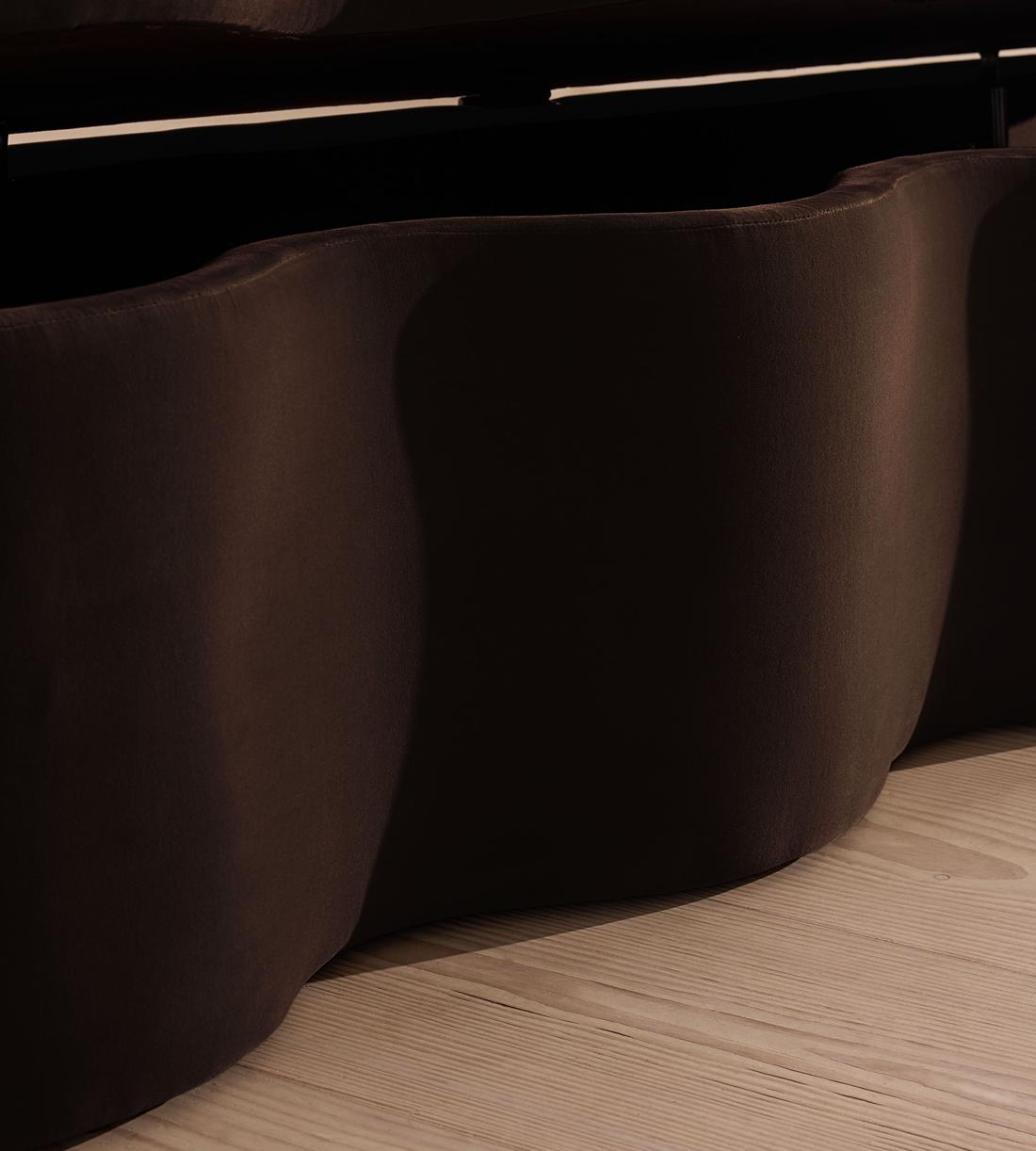 Eli Storage Bench - Chocolate Velvet - US - Images - Image 5