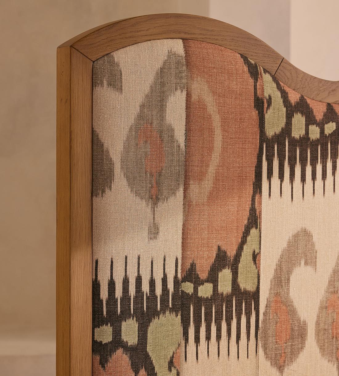 Aubrey Bed - Queen - Linen - Floral Ikat - US - Images - Image 6