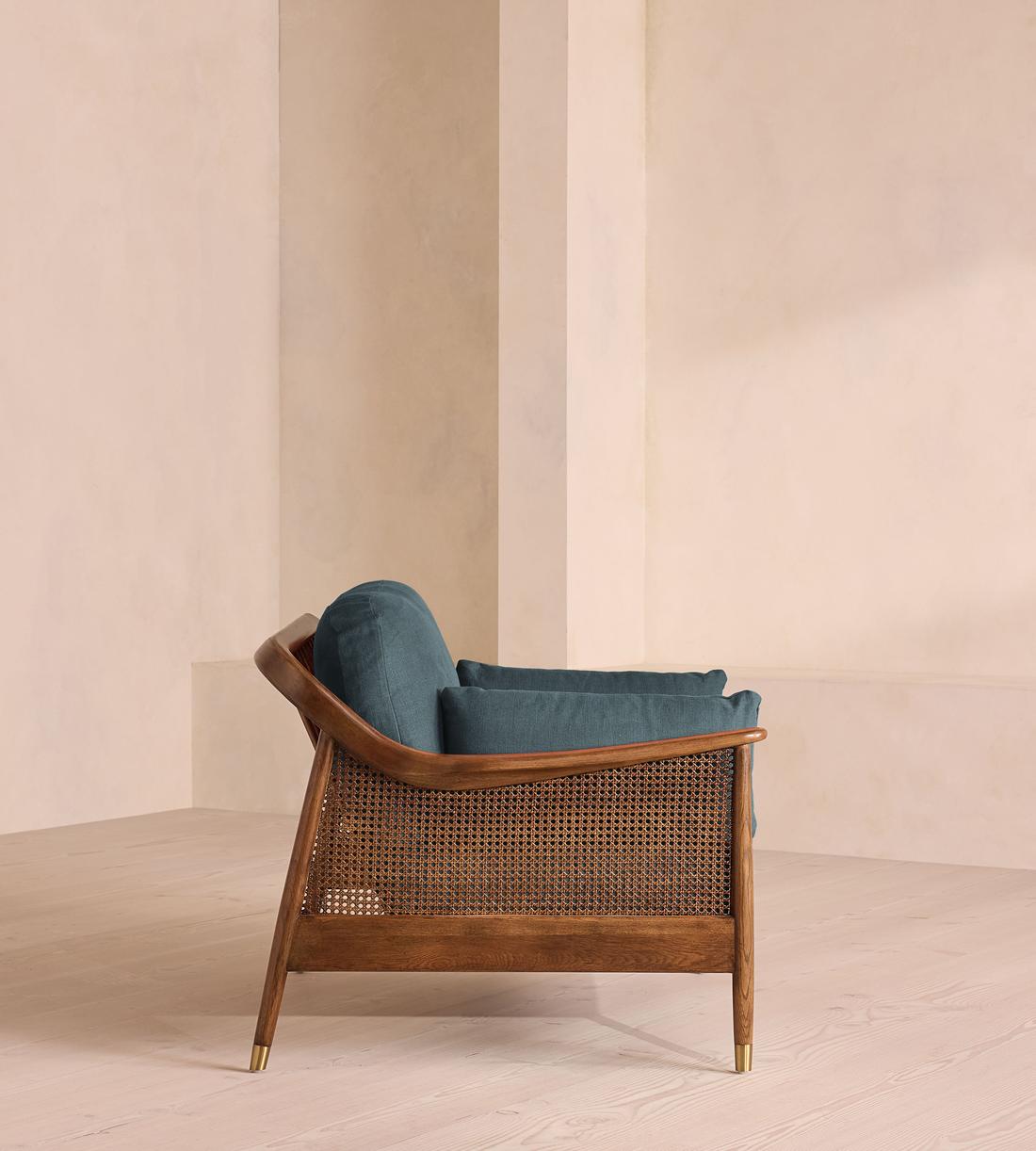 Atlanta Loveseat - Linen - Prussian Blue - US - Images - Image 3
