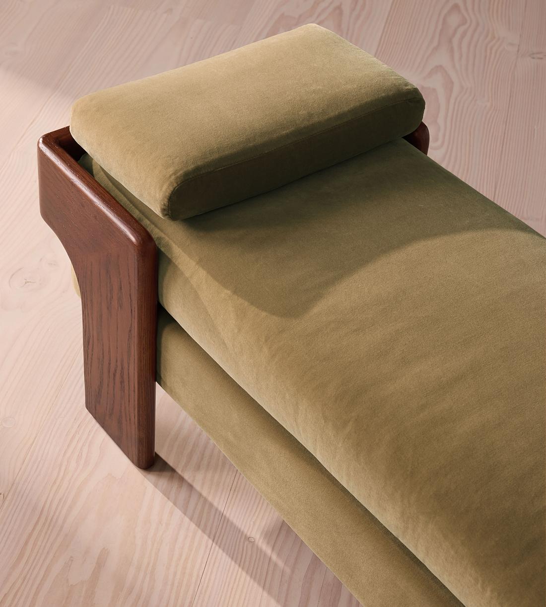 Marcia Bench - Lichen Velvet - US - Images - Image 4