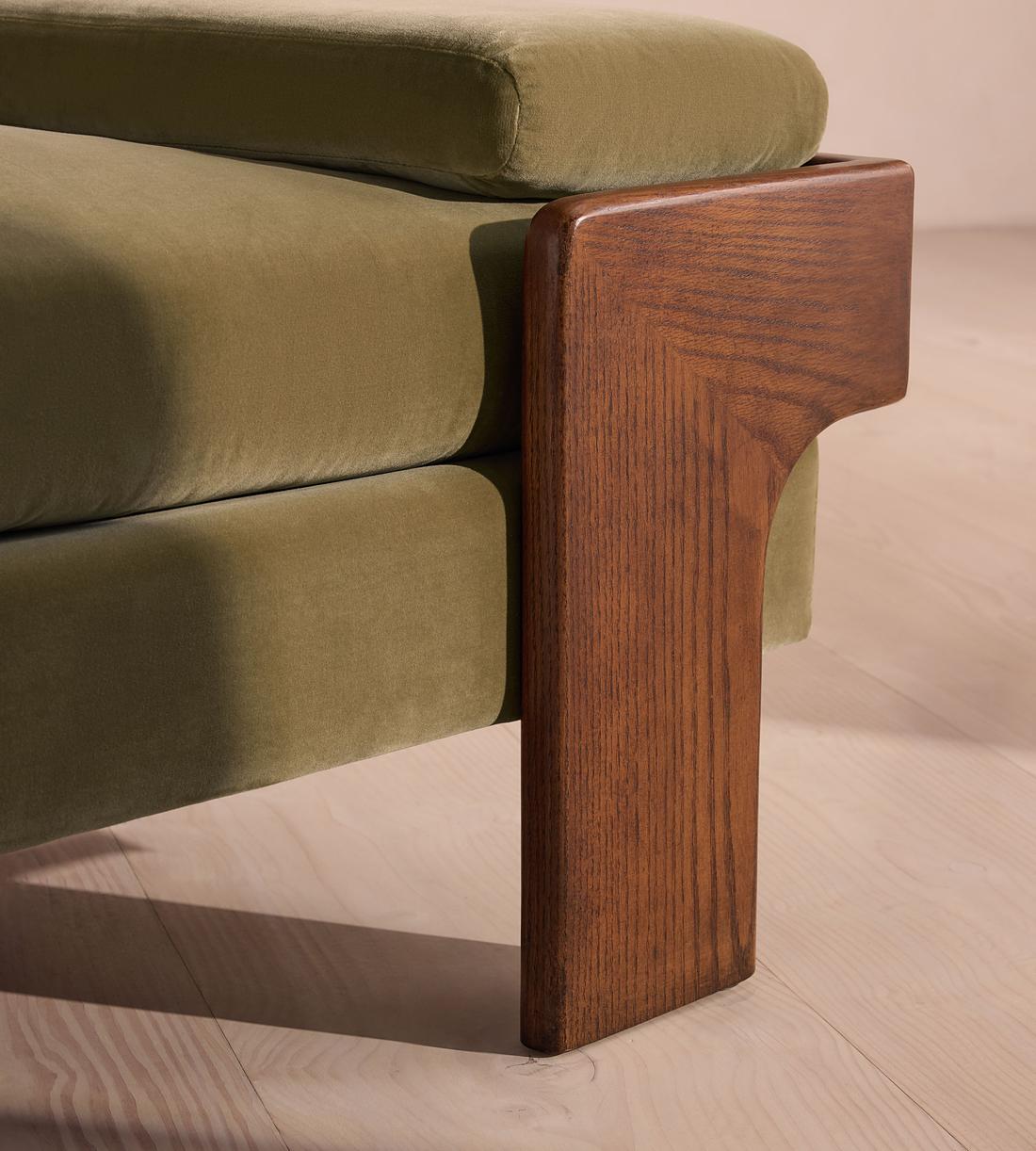 Marcia Bench - Lichen Velvet - US - Images - Image 5