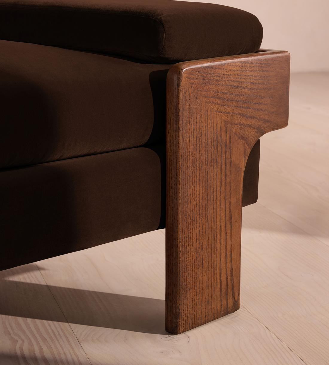 Marcia Bench - Chocolate Velvet - Images - Image 5