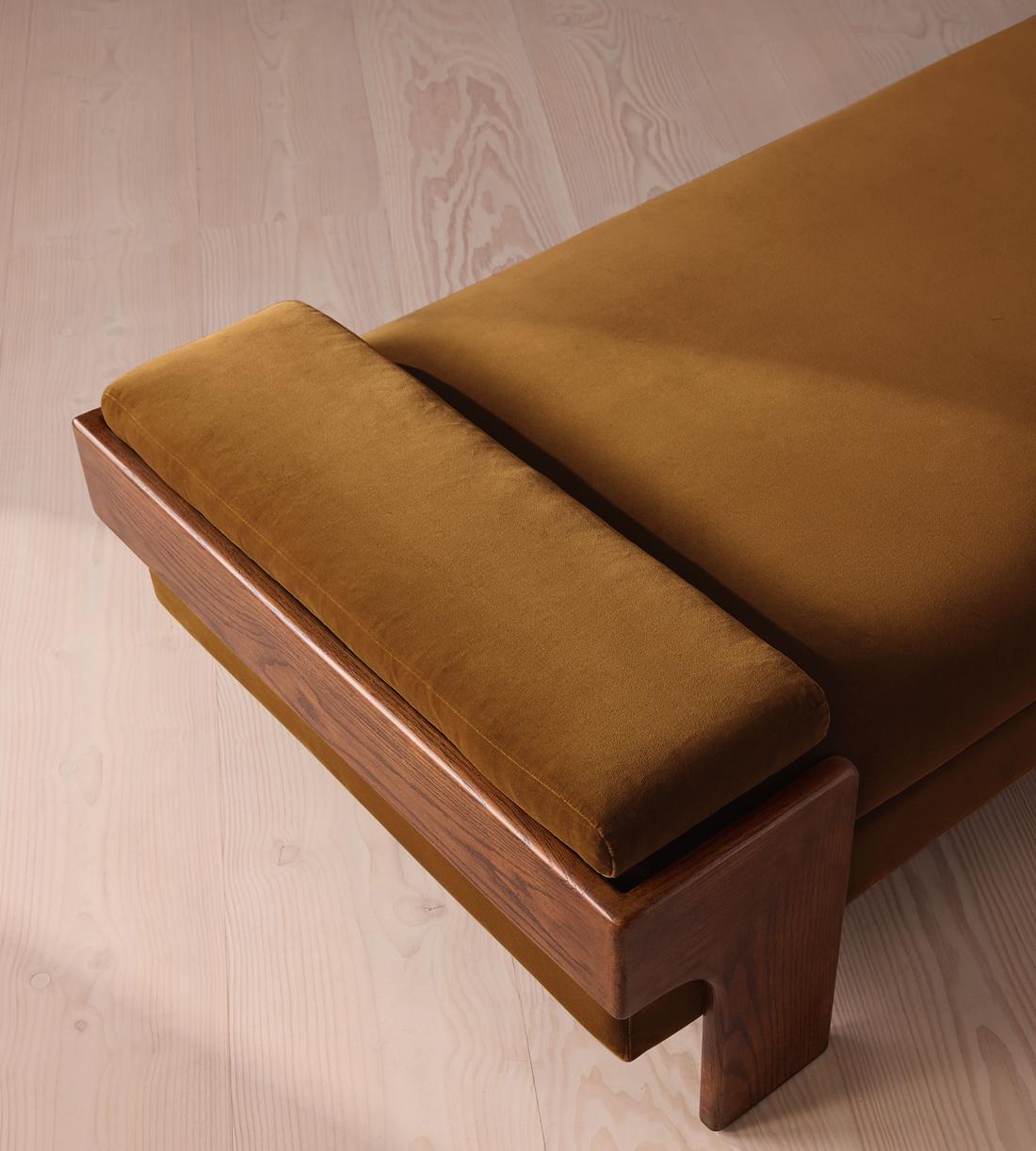 Marcia Daybed - Mustard Velvet - US - Images - Image 4