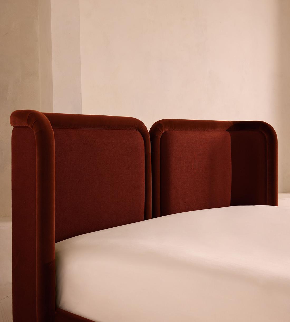 Willem Bed - King - Velvet & Linen - Rust - US - Images - Image 5