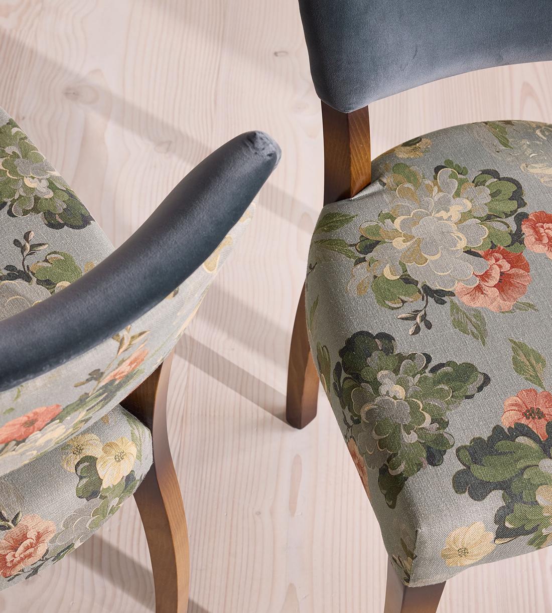 Pair of Molina Dining Chairs - Skylar Print - Velvet Grey Blue - US - Images - Image 5
