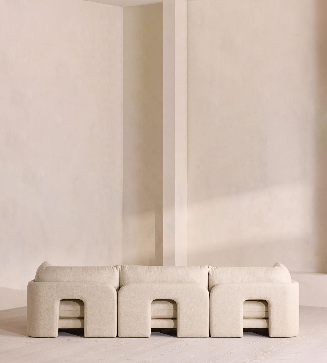 Odell Sectional Sofa - Four Seater - Textured Linen - US - Images - Image 4