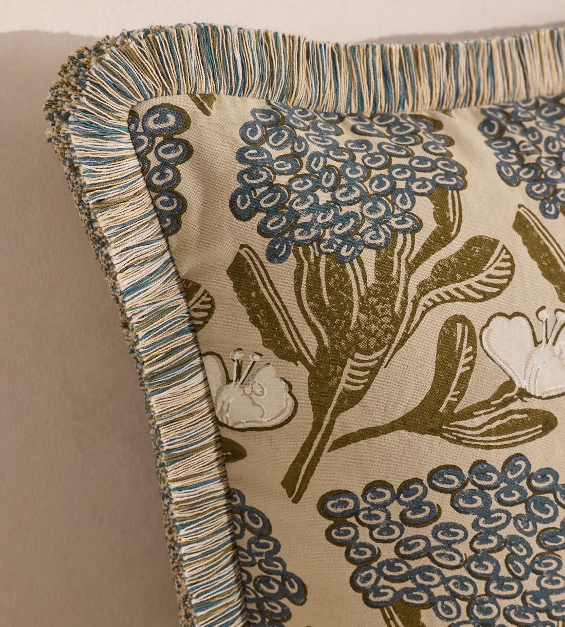 Hetty Square Cushion - Images - Image 4