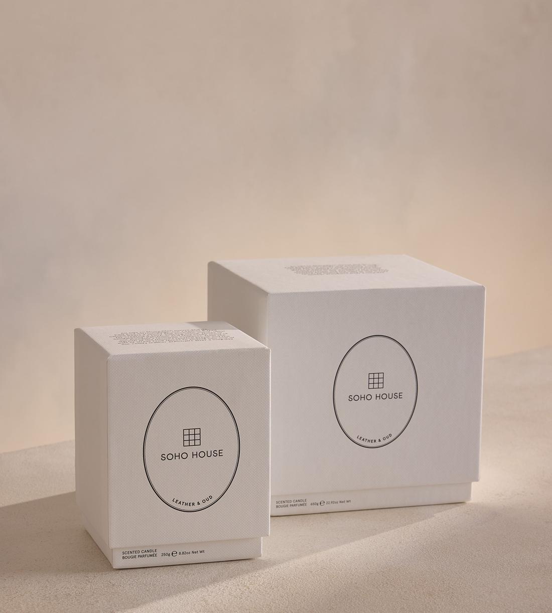 Leather & Oud Candle Set - Forest Green Marble - 250g - Images - Image 3