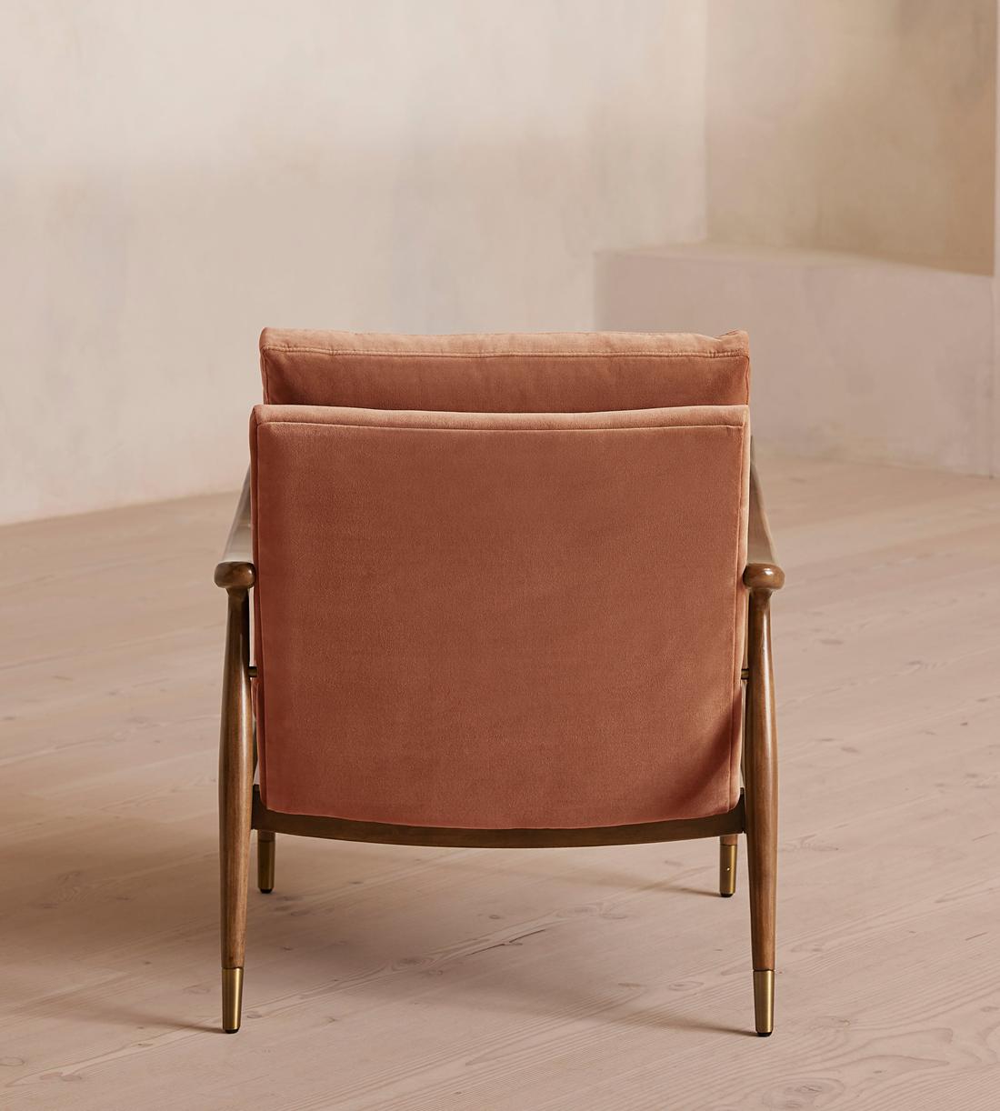 Theodore Armchair - Velvet - Antique Rose - Images - Image 3