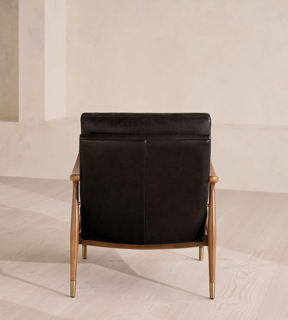 Theodore Oak Armchair - Leather Virtue Black - Images - Image 4