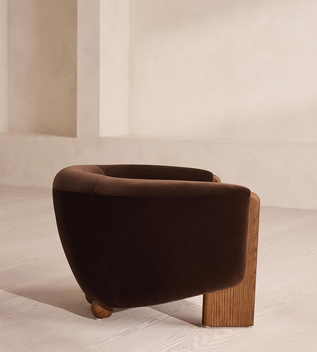 Winnie Armchair - Velvet - Chocolate - Images - Image 3