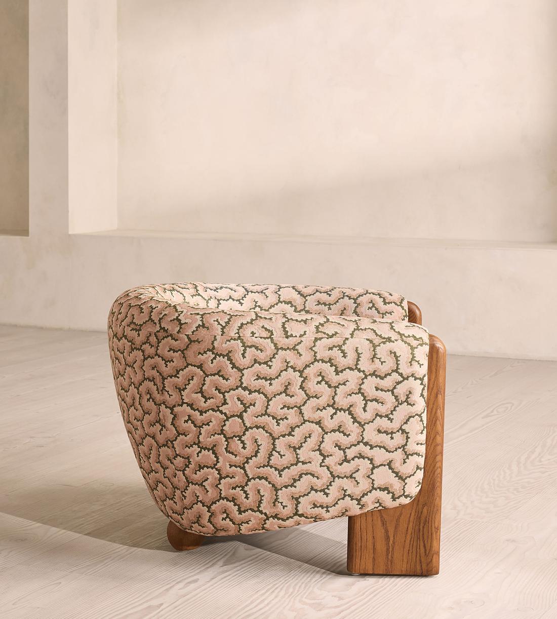 Winnie Armchair - Lophelia - Images - Image 4