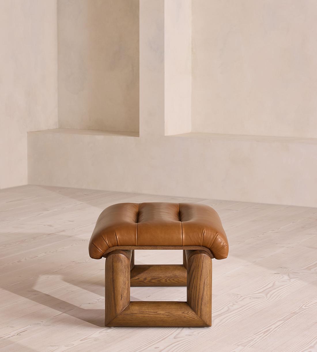 Drew Lounge Chair and Footstool - Leather - Chestnut - UK - Images - Image 11