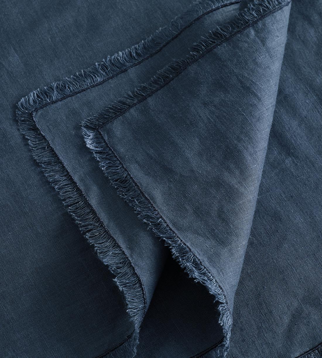 Whitney Linen Napkins Navy - set of four - Images - Image 4