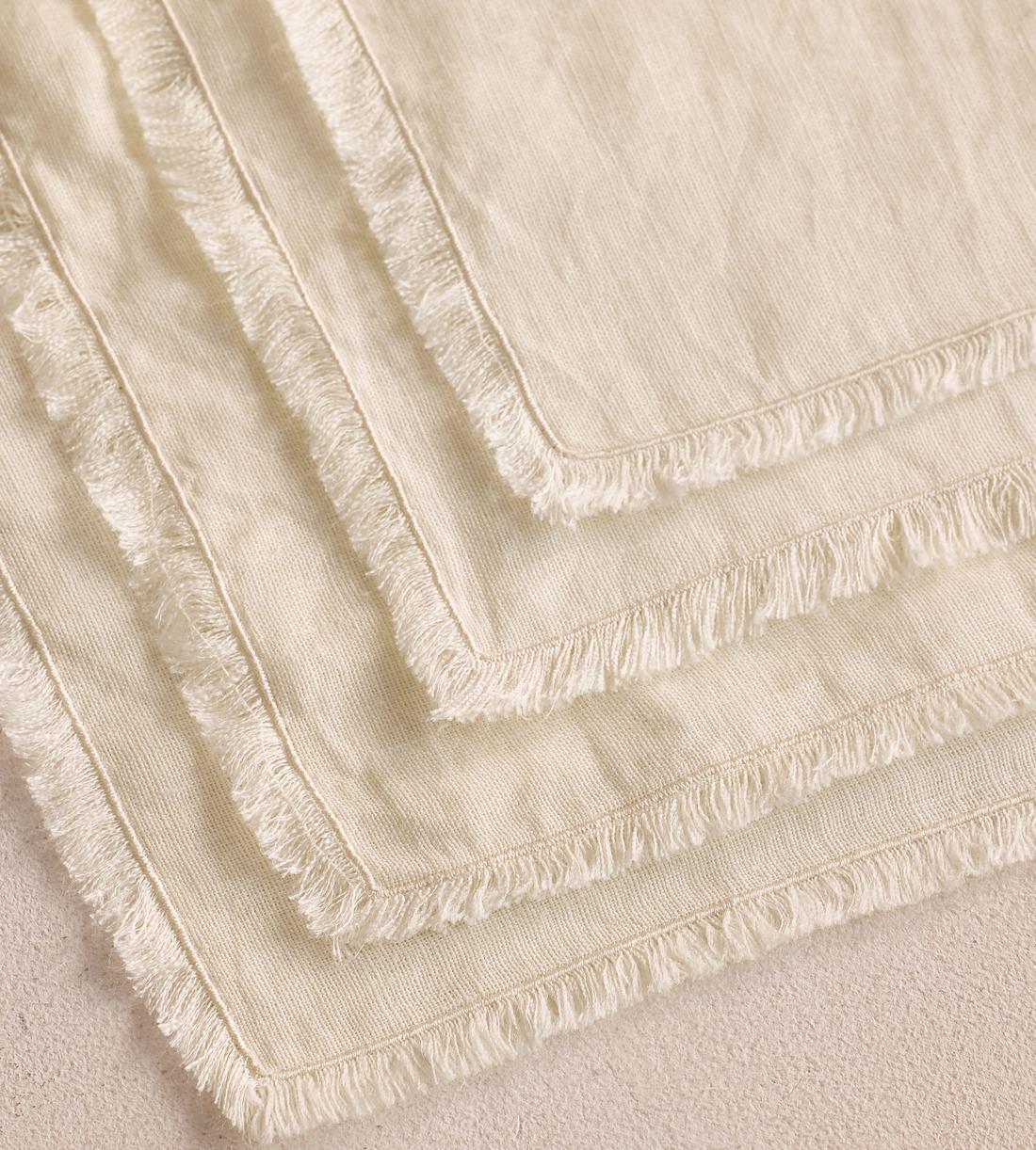 Whitney Linen Placemats Cream - set of four - Images - Image 3