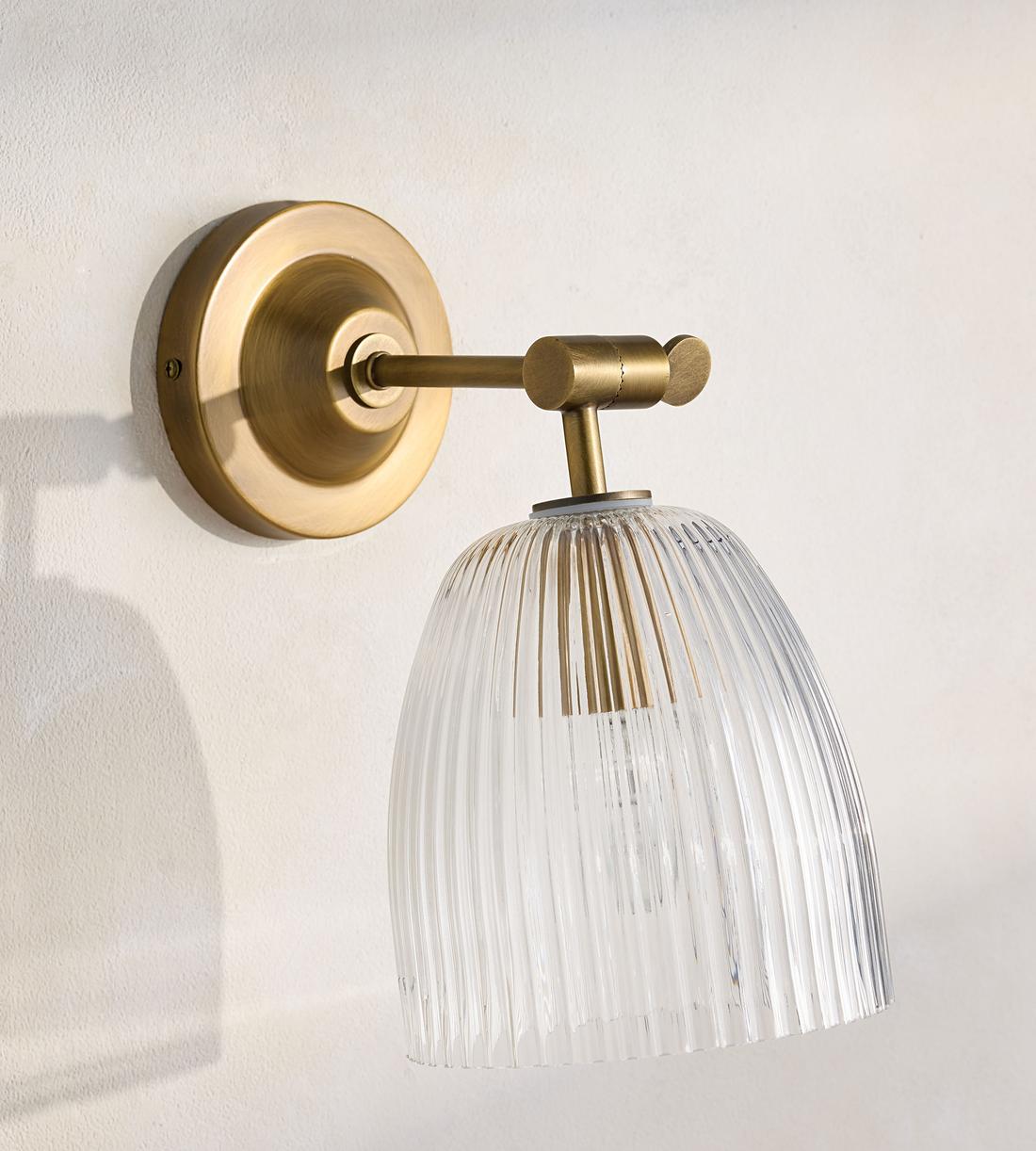 Benny Wall Light - Small - Images - Image 3