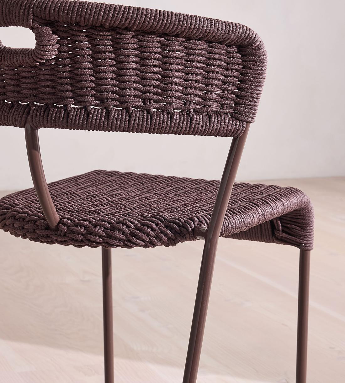 Pair of Lisson Outdoor Dining Chairs - Bordeaux - Images - Image 7