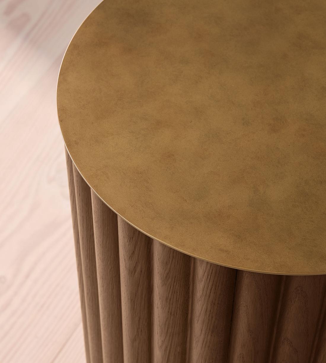 Barrel Side Table - Dark Oak - Images - Image 3