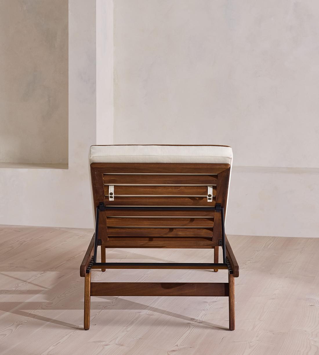 Noah Outdoor Sunlounger - Off White - Images - Image 5
