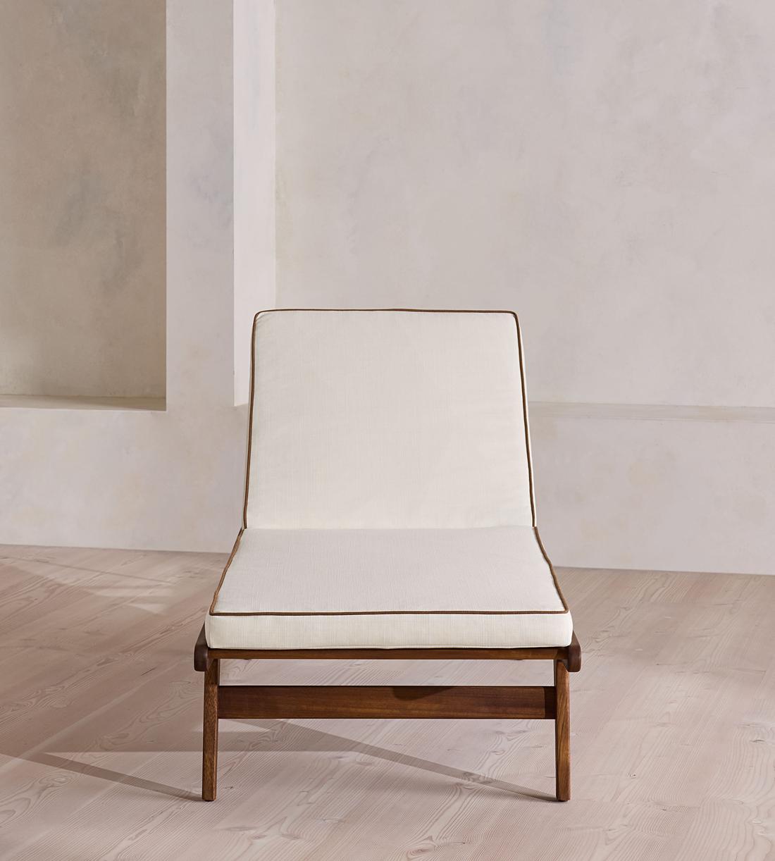 Noah Outdoor Chaise Lounger - Off White - Images - Image 3