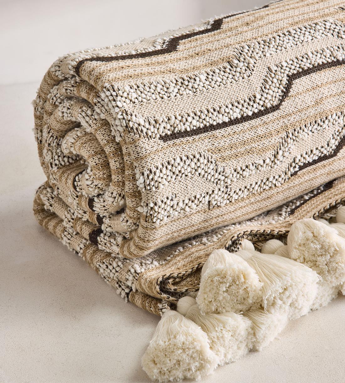 Cloud Knitted Throw - Listing - Image 2