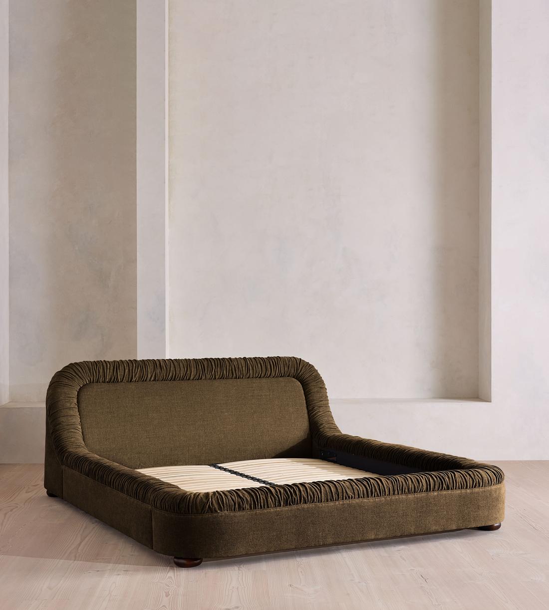 Vara Bed - King - Linen Chenille - Chocolate - Images - Image 3