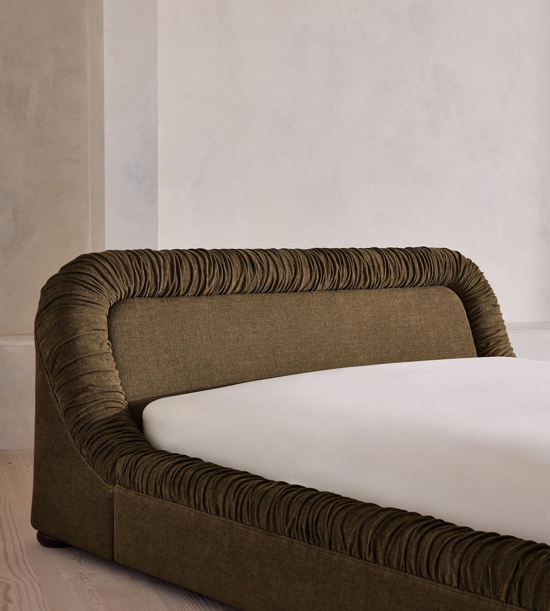 Vara Bed - Queen - Linen Chenille - Chocolate - US - Images - Image 3