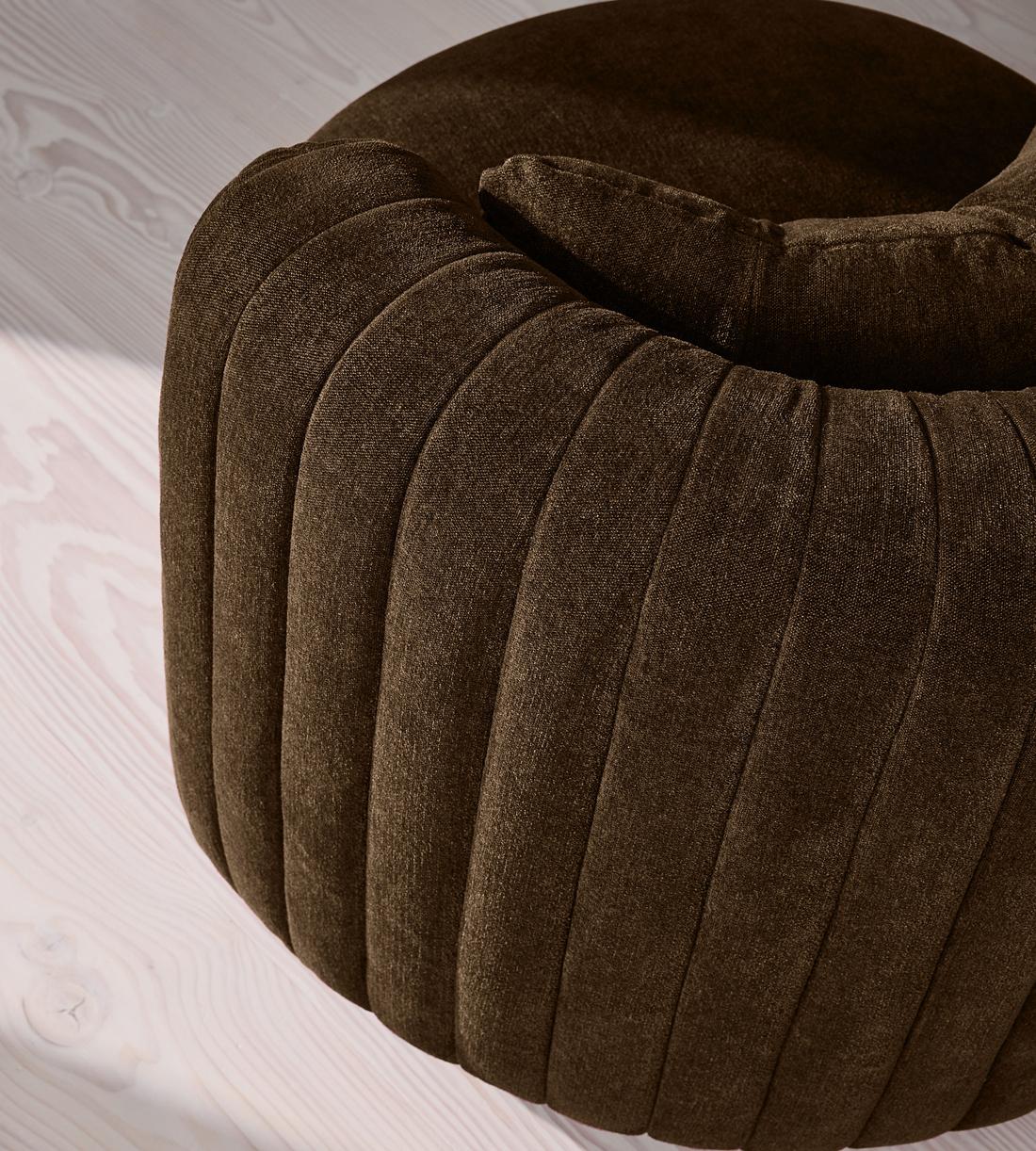 Vivienne Armchair - Linen Chenille - Chocolate - UK - Images - Image 7