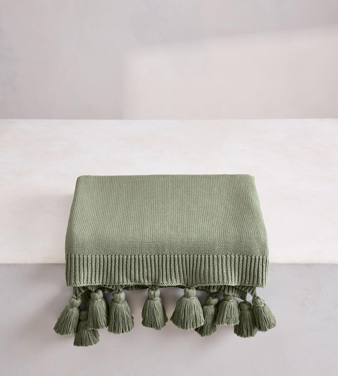 Turvi Blanket - Sage - Listing - Image 1