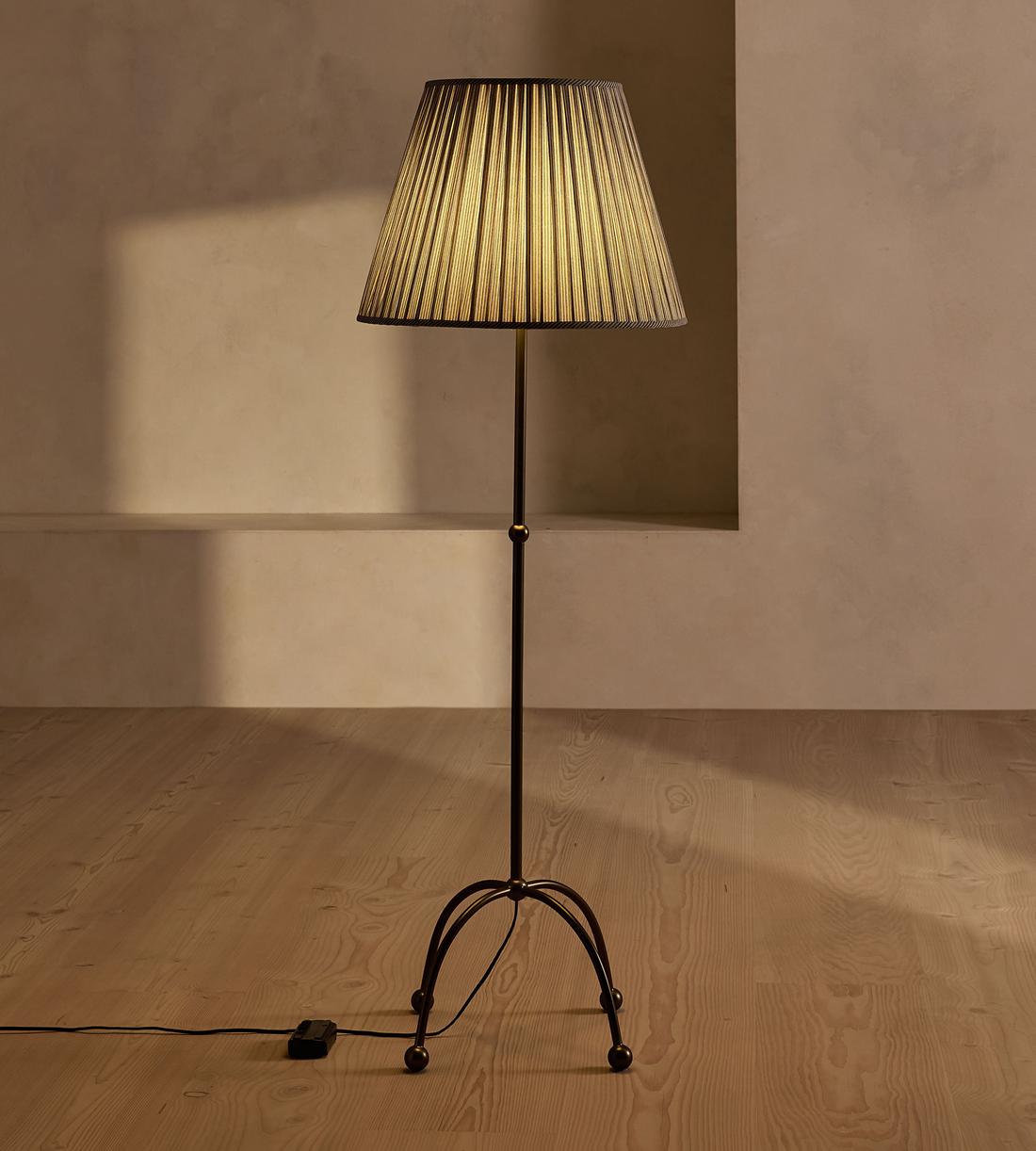 Antero Floor Lamp - Listing - Image 2