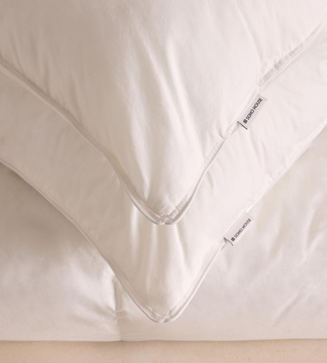 Microdown Bedding Set - Double - UK - Images - Image 4