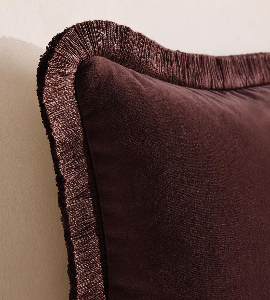Margeaux Oblong Cushion - Aubergine - Images - Image 3