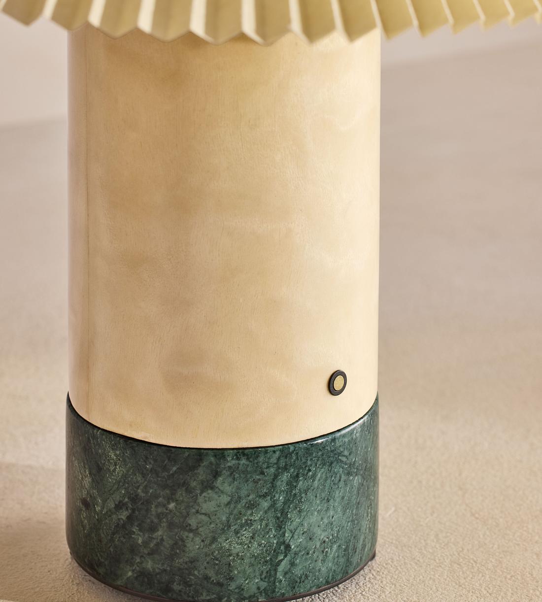 Yazarine Portable Lamp - Images - Image 8