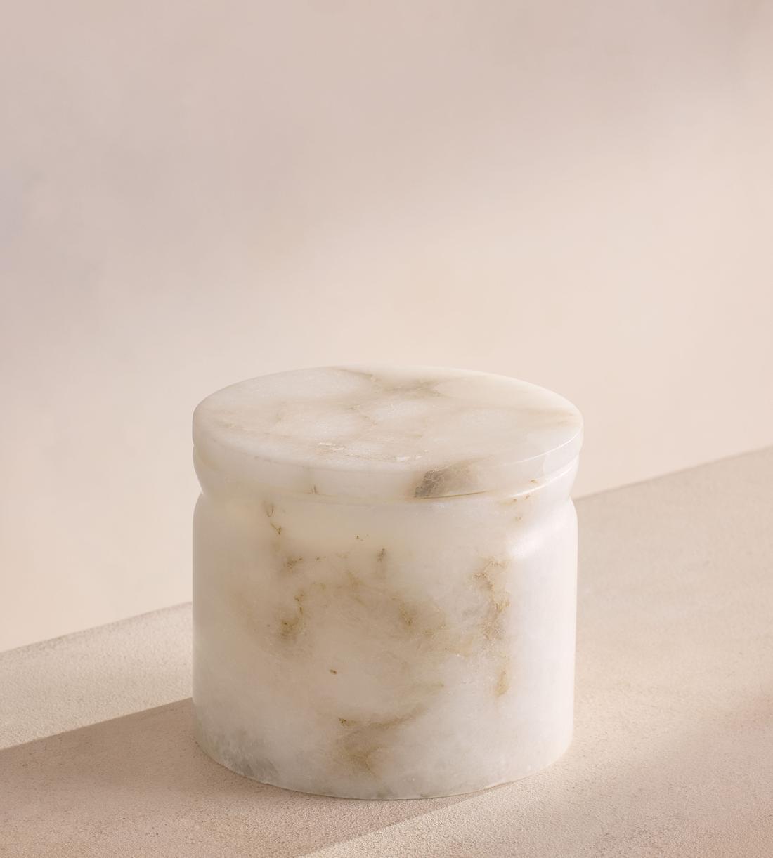 Bergamot & Mandarin Candle - Alabaster - 660g - Listing - Image 2