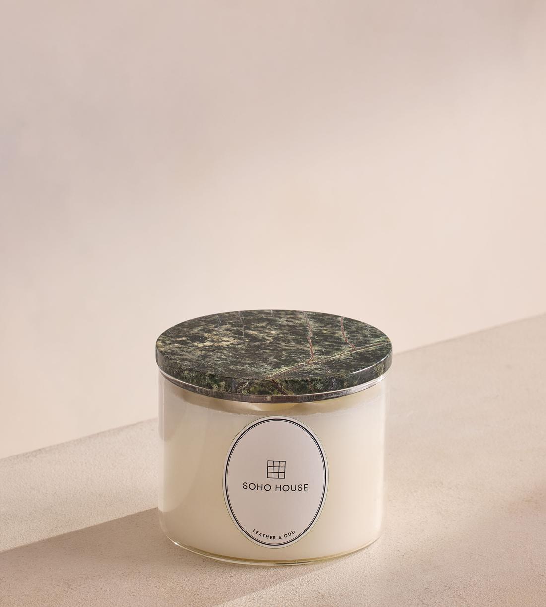 Leather & Oud Candle - 660g - Listing - Image 2