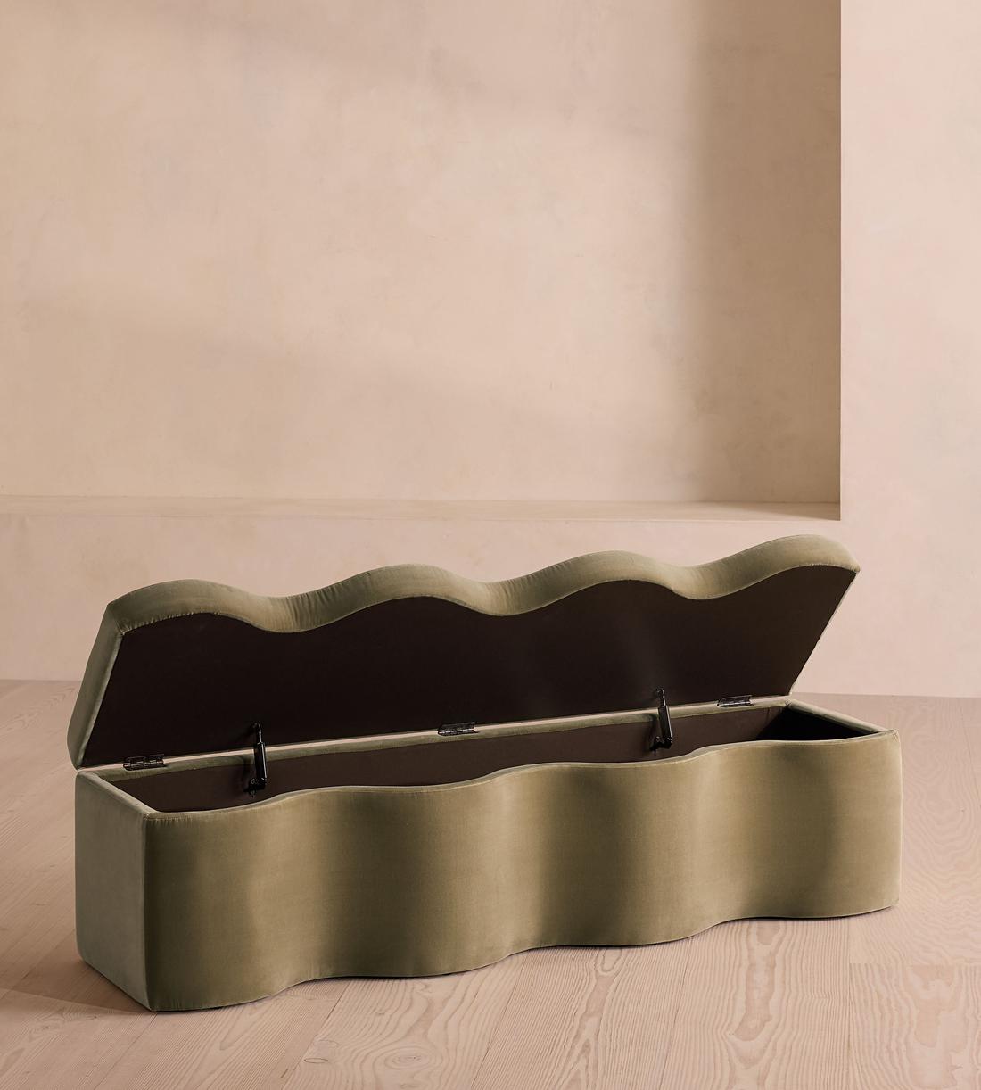 Eli Storage Bench - Lichen Velvet - Images - Image 3